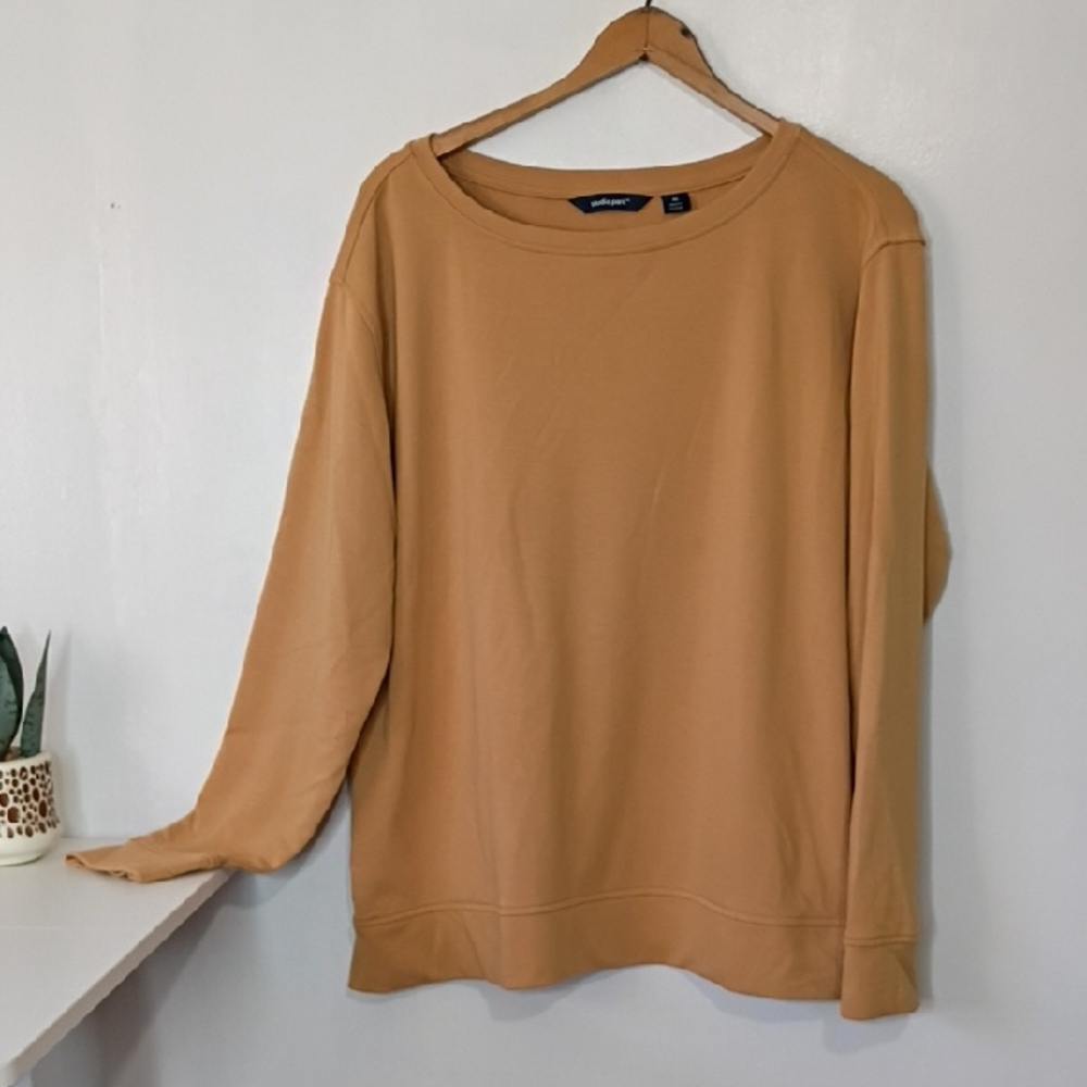 Studio Park Tan Sweater Women's Medium Sweatshirt
